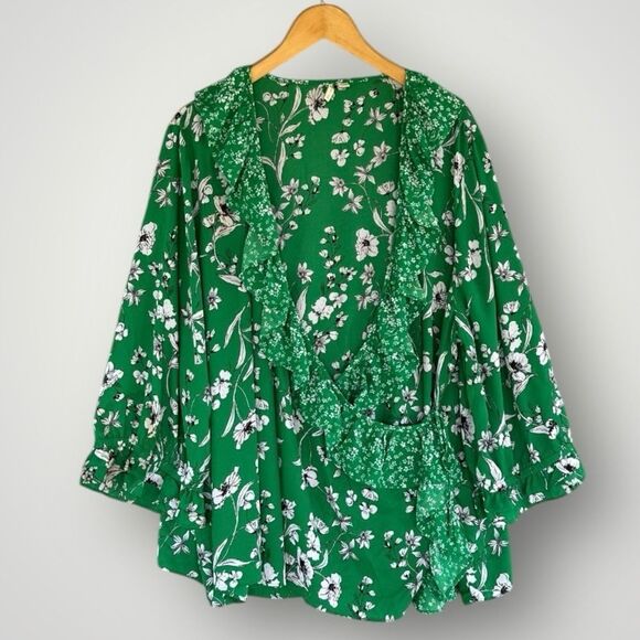 5 for $45 Cato Wrap blouse shirt women’s size 26 - 28 Floral Green - Picture 1 of 7